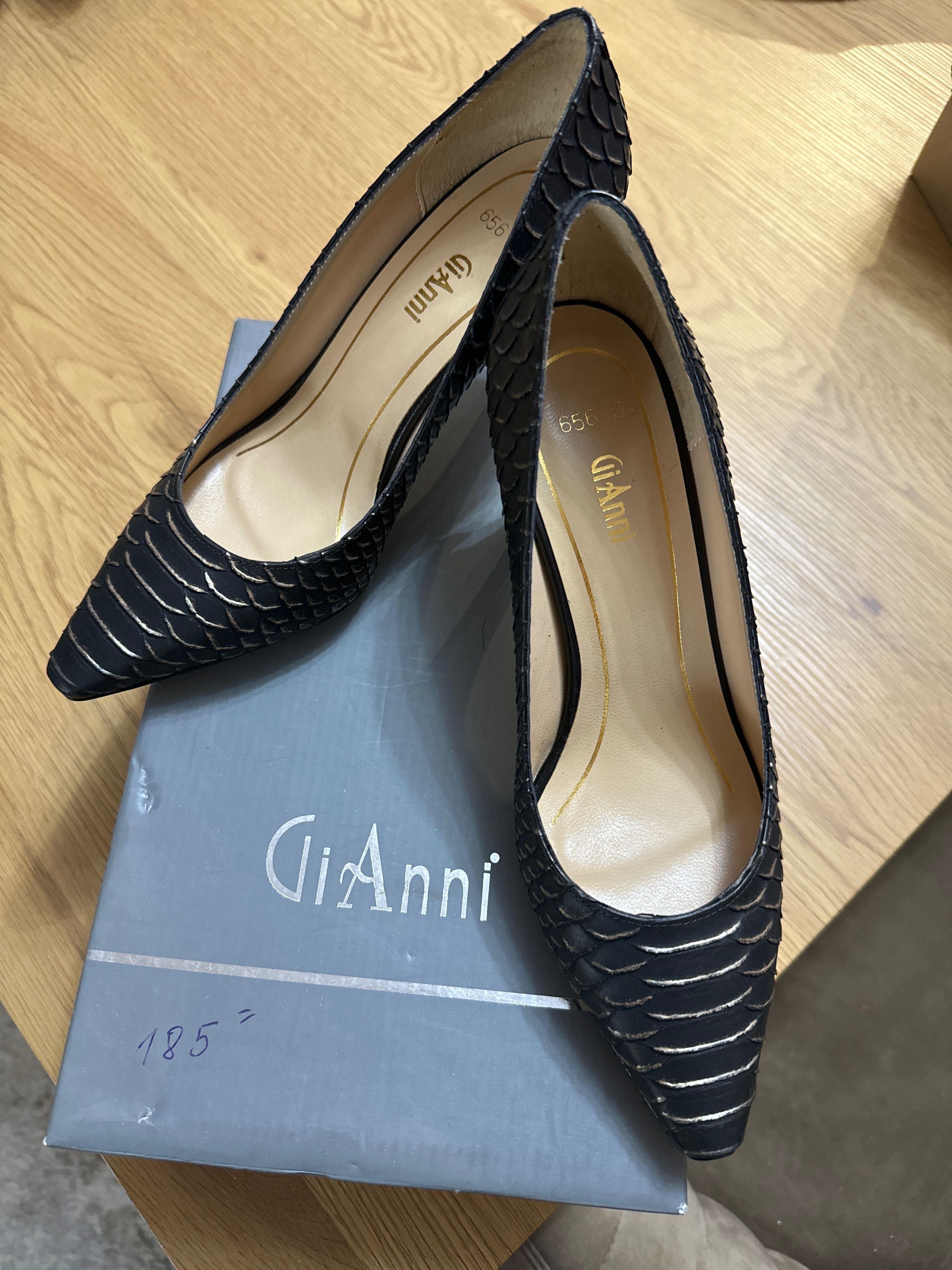 Продавам обувки GiAnni