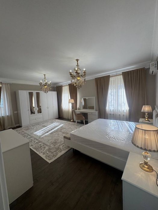 Продоется 3-х комнатная квартира в Ж/К Gabus. 1 этаж, 148 м2.