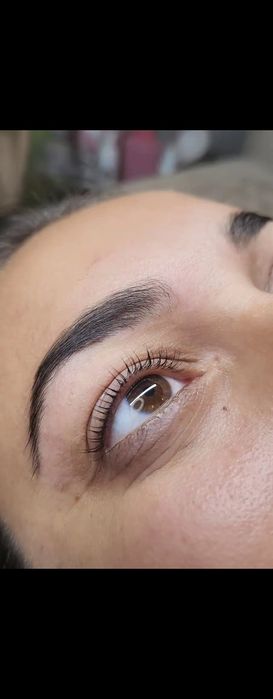 Laminare gene și sprâncene