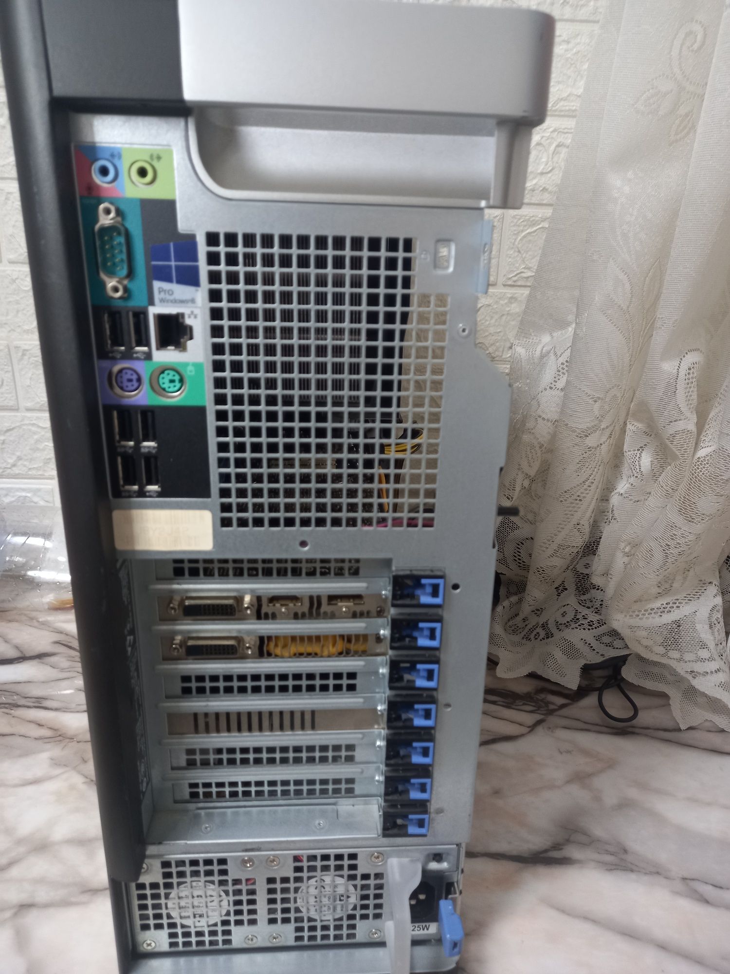 Kомпютър DELL PRECISION T7810 2x Intel Xeon E5-2680 v4 64gb  R9 290 4G