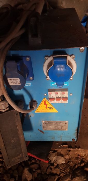 Продам сварочный аппарат для спайки ПЭ труб Туран Макина 250