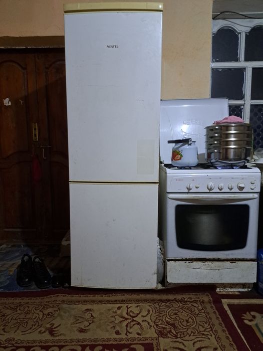 Холодилник  VESTEL