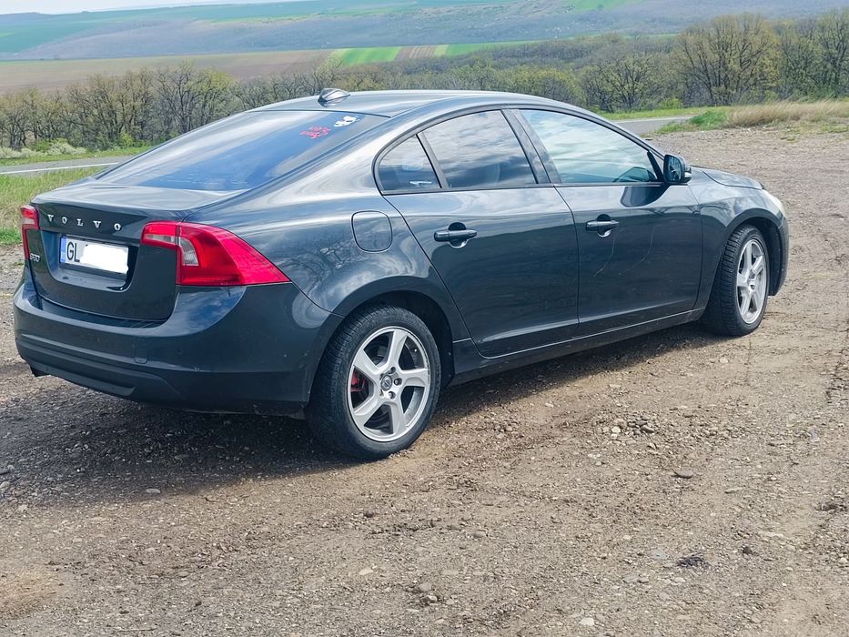 Volvo S60 2011 2.0 D3 5 cilindri