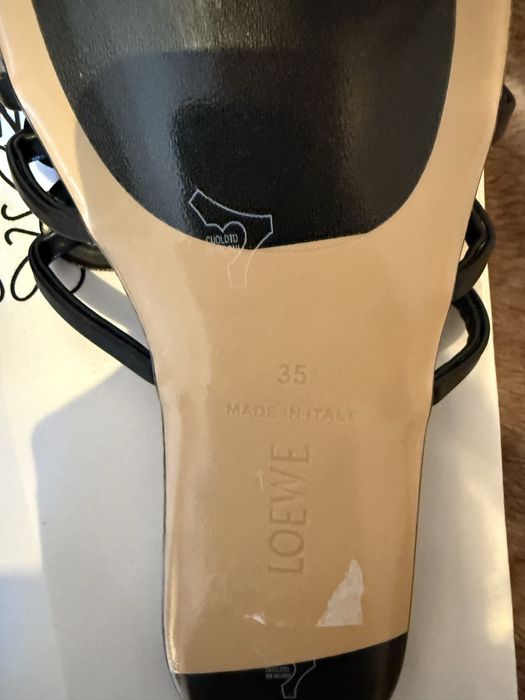 Papuci Loewe Petal Anagram noi