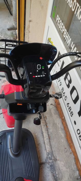 ПРОМОЦИЯ!! Електрически скутер с педали