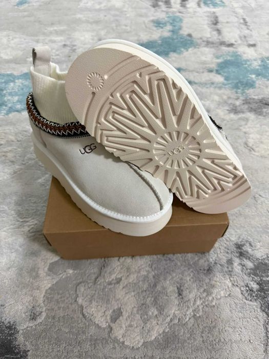 Ugg Tazz High White
