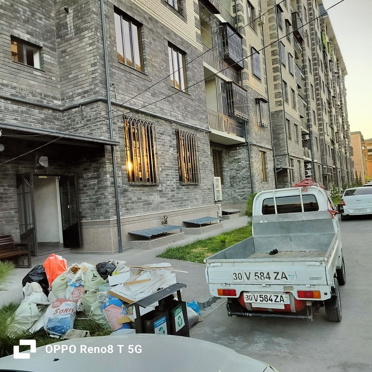 Вывоз строительного мусора , и хлама старой мебели