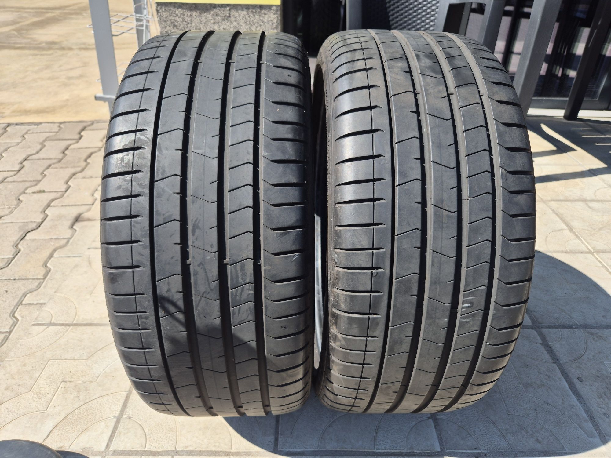 2бр.летни гуми 255/35/19 96Y Pireli RSC 22г.