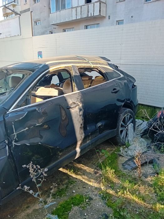 Vand Jaguar F Pace Portfolio 2.0 benzina, An fabr 2019, 250 cp acciden