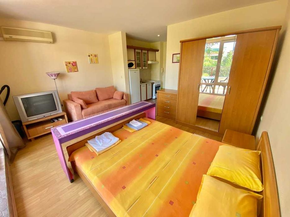 Продава се Едностаен апартамент в к.к. Елените - 36 кв.м за 1362 €/кв.м - Снимка #2