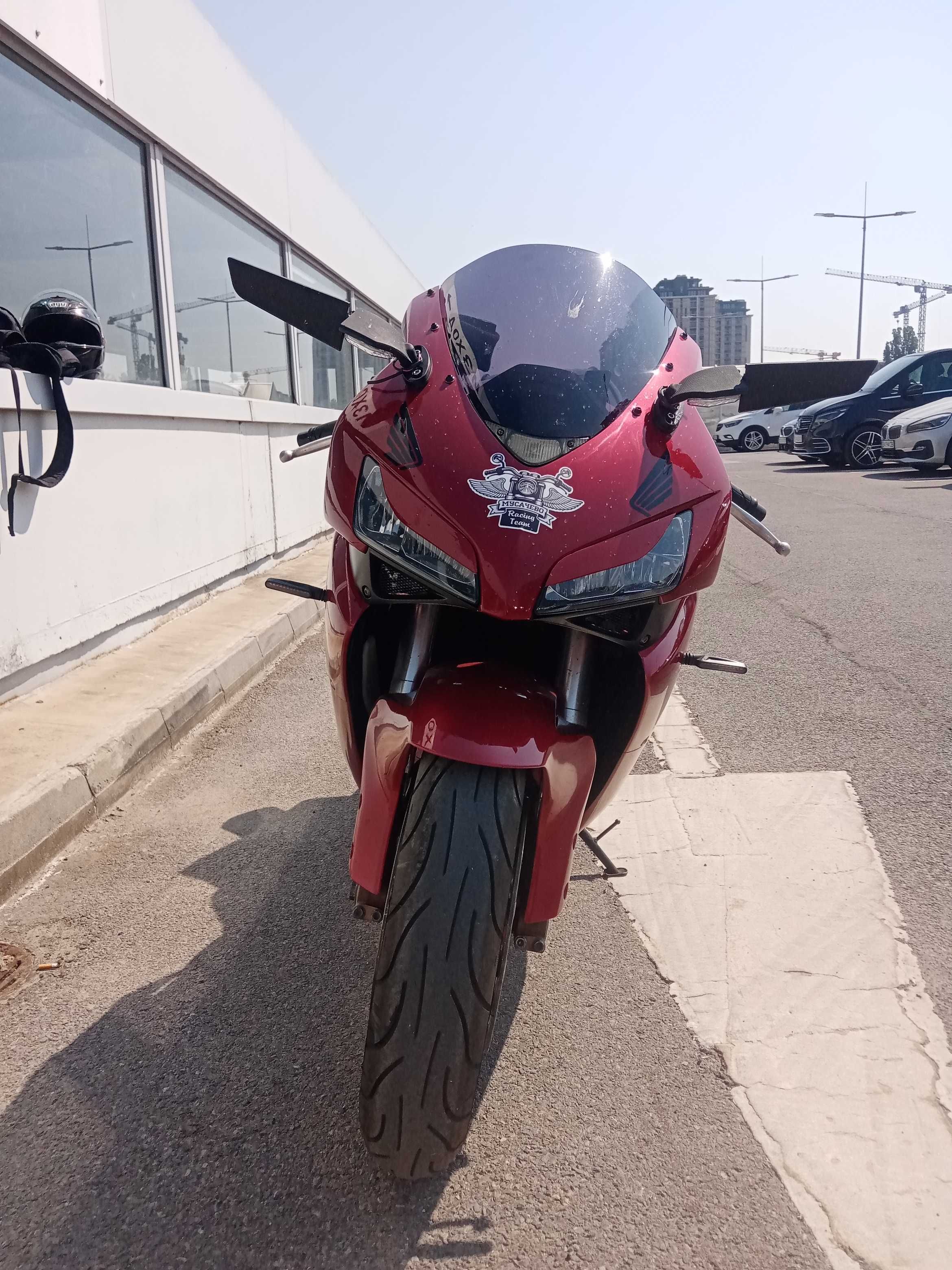 Honda CBR 1000 RR БАРТЕР