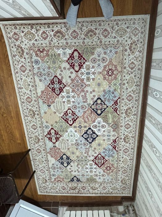 Продам палас 2 штуки