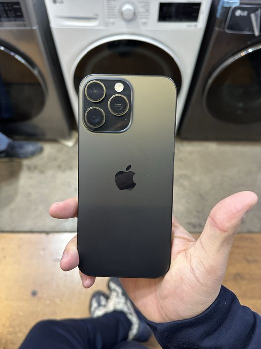 Iphone 16 pro max 512mb 89% Holati Ideal