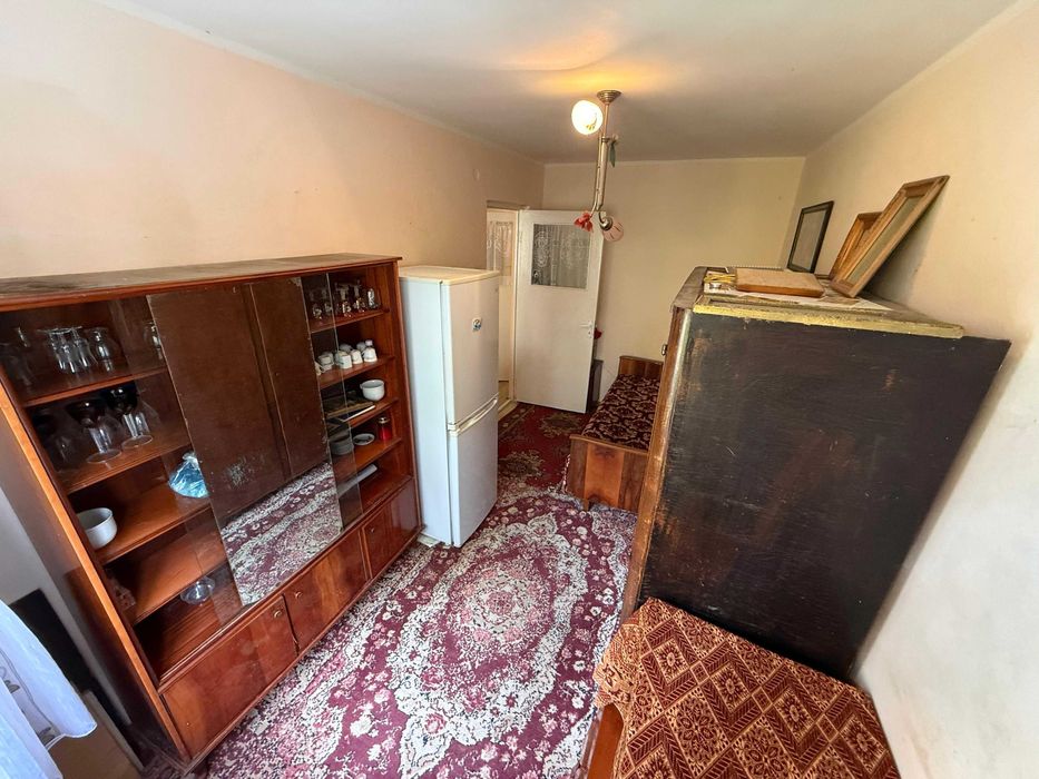 Apartament 3 camere semidecomandat Micro 38