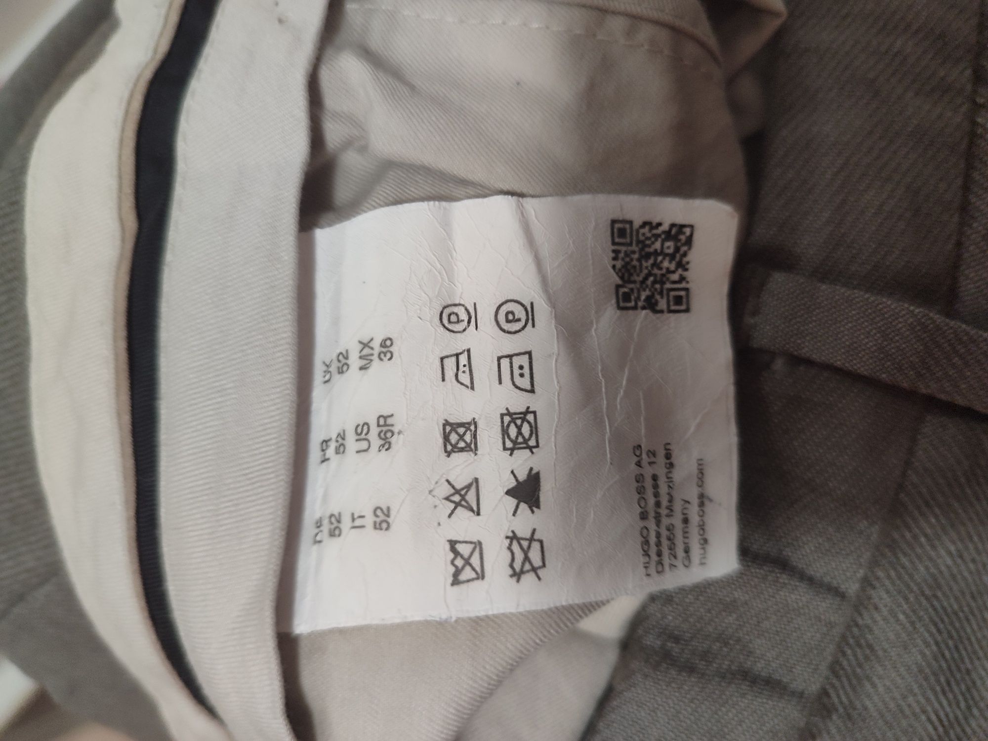 HugoBoss /Regular Fit 100%Virgin Wool
