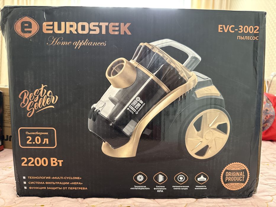Пылесос  EUROSTEK evc -3002