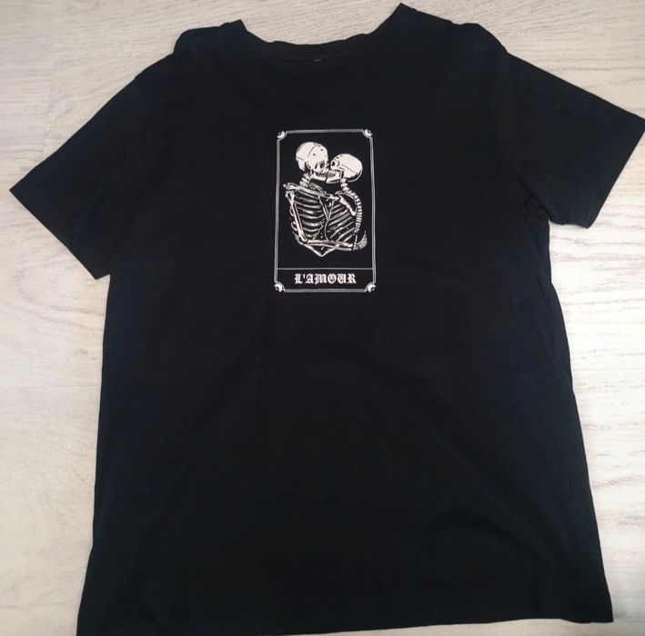 Tricou negru cu maneca scurta