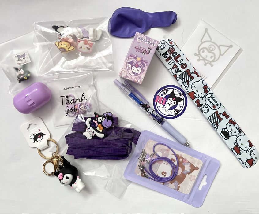 Cutii cu 15 surprize Sanrio noi