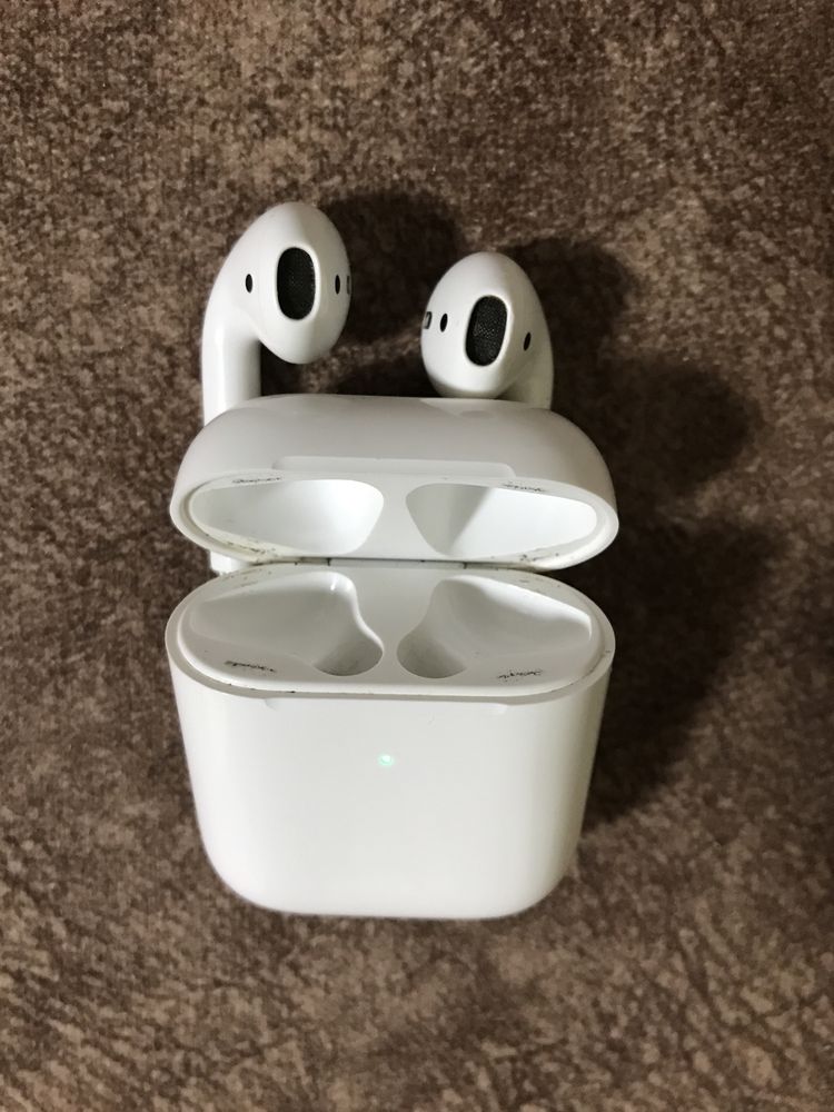 Продам air pods 2