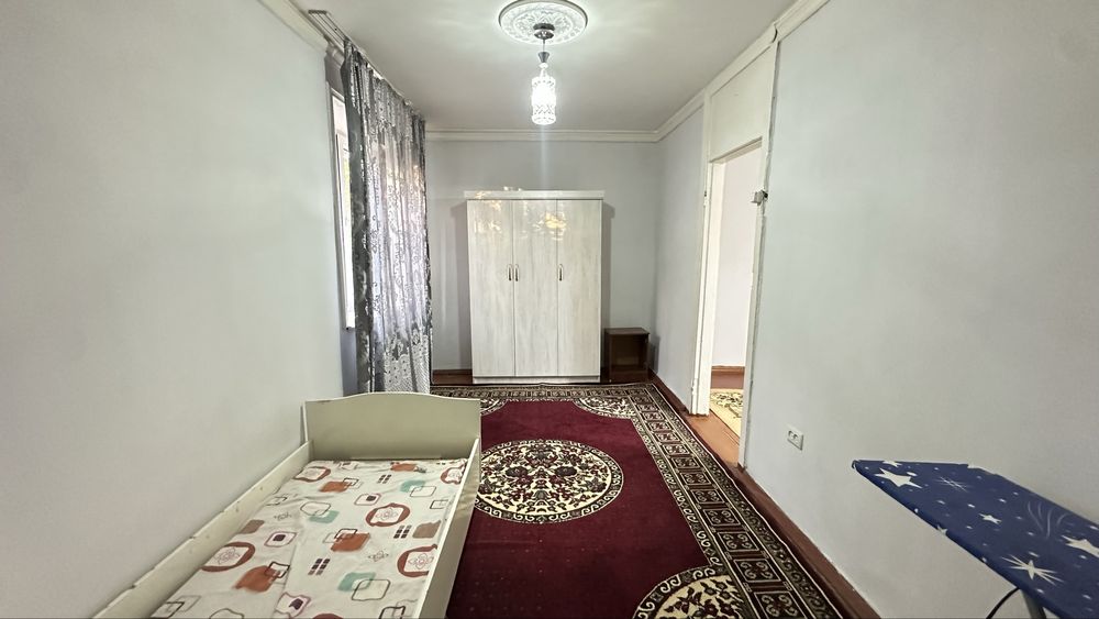 Срочно Поодаётся 2х комнатнаЯ квартира Вокзал парк с удобствами