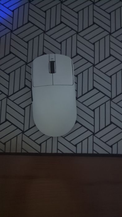 Продам мышку vgn vxe r1 se+