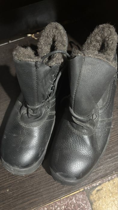 Продам новую обувь