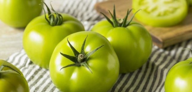 Продам зелёные зеленые помидоры