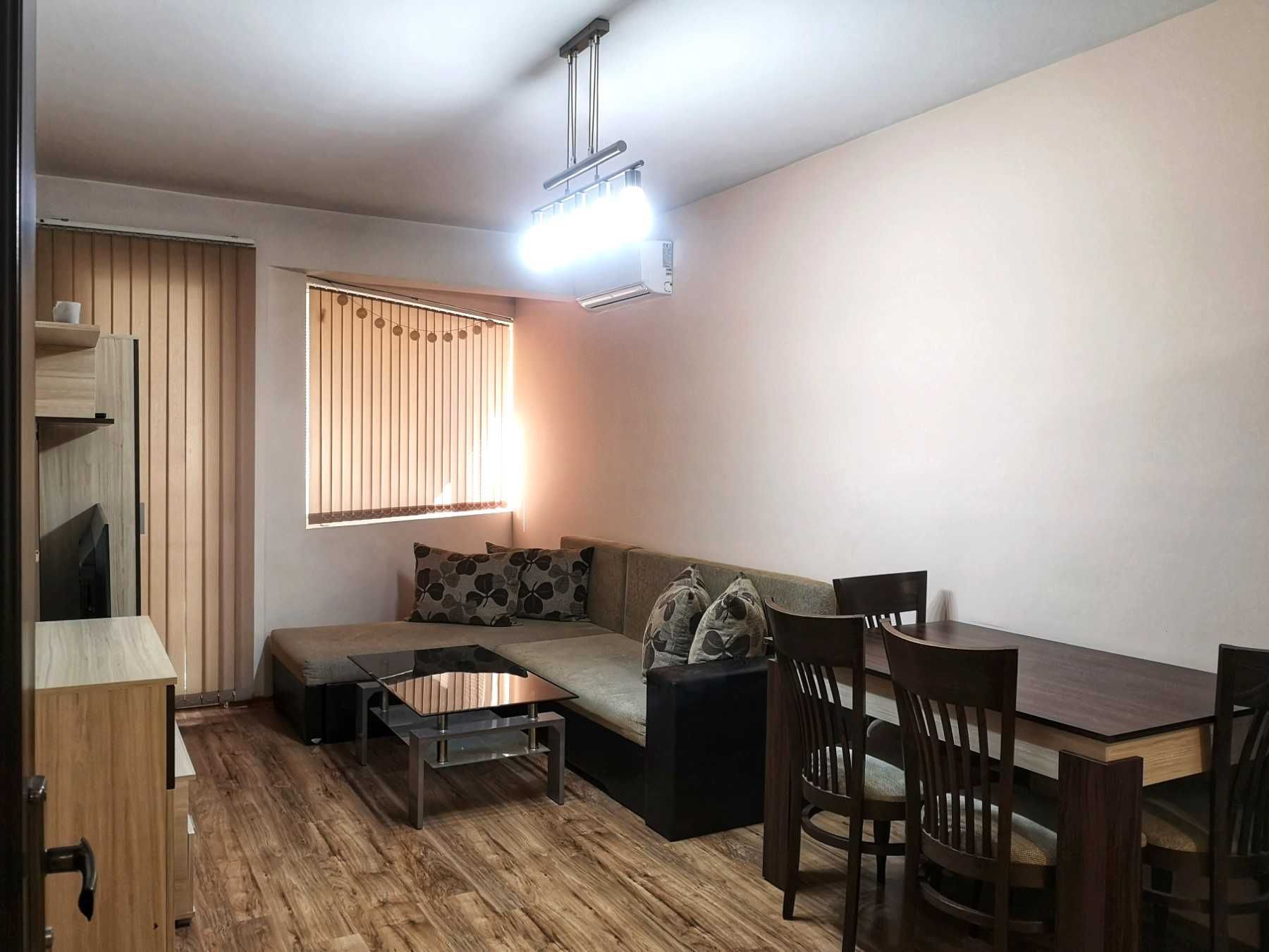 Двустаен апартамент с опция за гараж до Чешмата в Чучурите