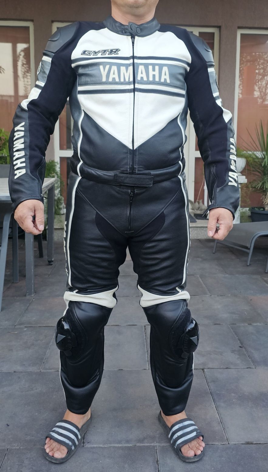 Costum moto Dainese Yamaha manusi moto