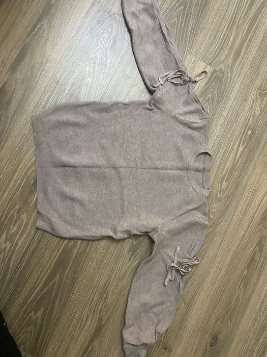 Свитер женский с завязочками