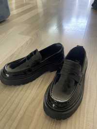 Loafersi fete zara