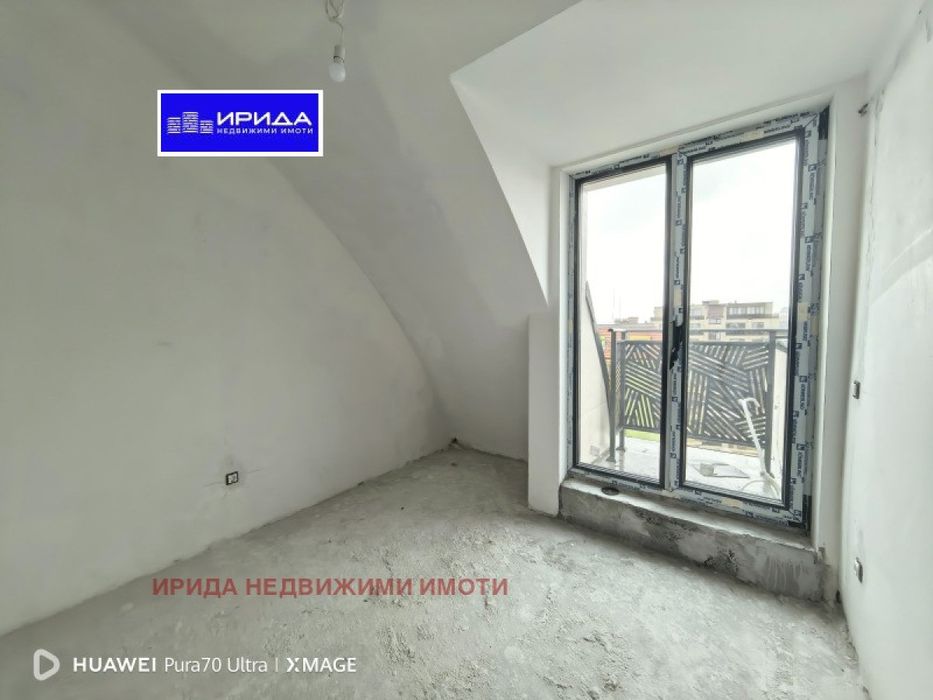 Тристаен апартамент в Бъкстон с АКТ 16!