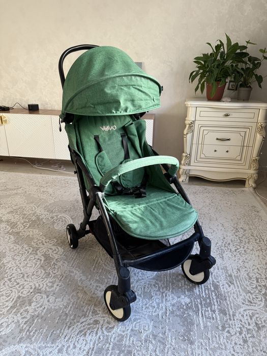 Продам прогулочную коляску