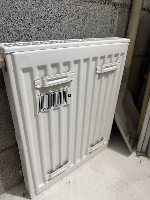 Продам батареи новые