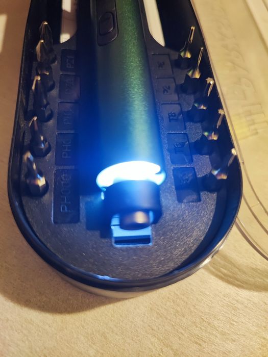 Șurubelniță electrică de precizie Parkside cu 20 biți