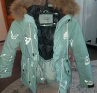 Продам зимнюю куртку для девочки на 7-8 лет