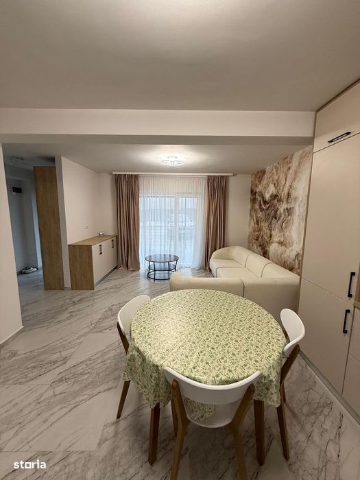 Casa tip duplex, Ipotesti