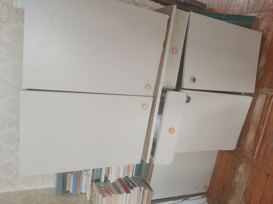 Даром. Дсп шкафы для кухни. Произведено в СССР