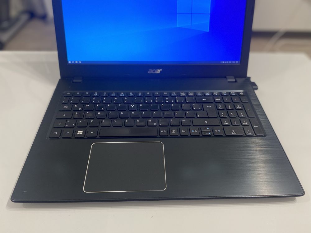 Laptop Acer Aspire E5 575 i3, 8Gb, 940MX