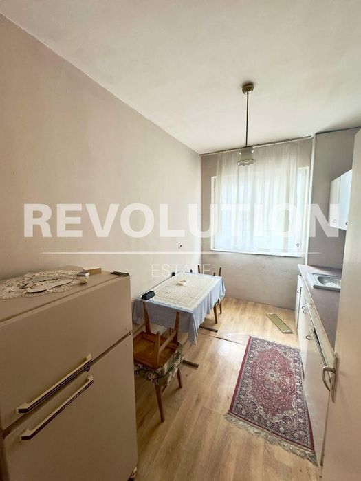 Продава се Тристаен апартамент в Пловдив, Каменица 2 - 68 кв.м за 1839 €/кв.м - Снимка #2