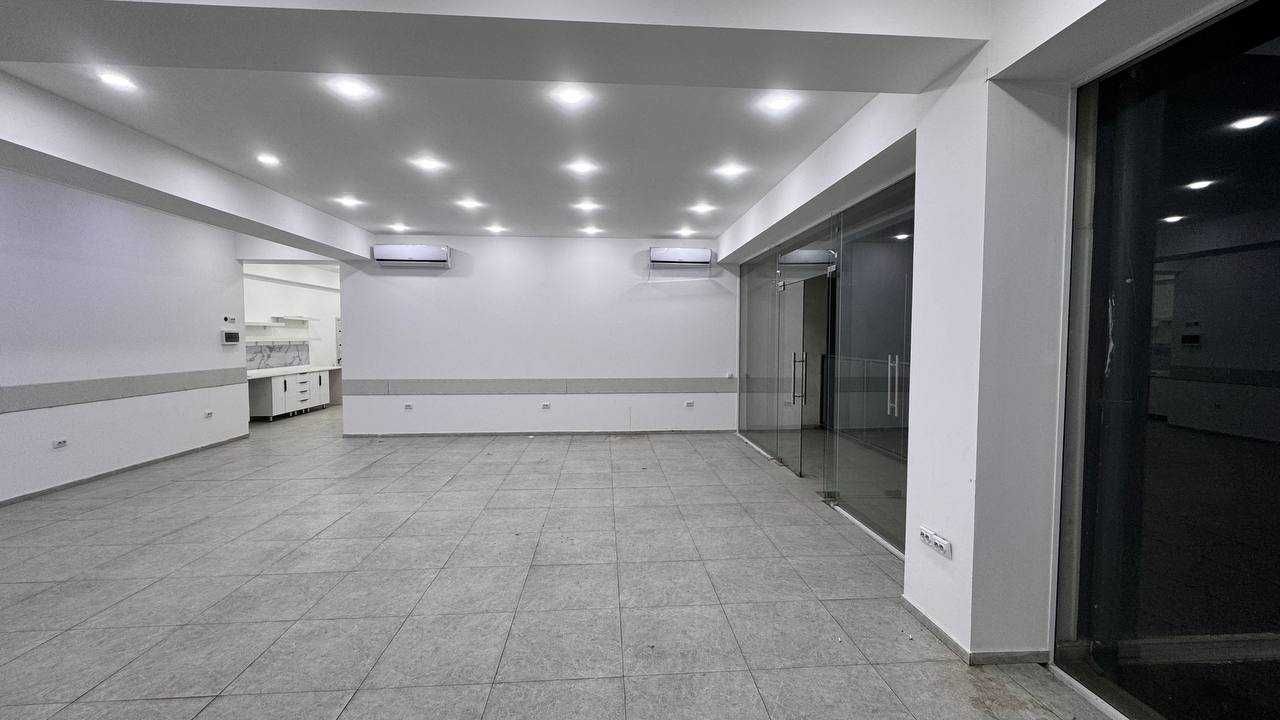 ул.Фаргона Йули УзБУМ 3-этаж 133 м²+10 м² балкон ремонт лифт 2-линия