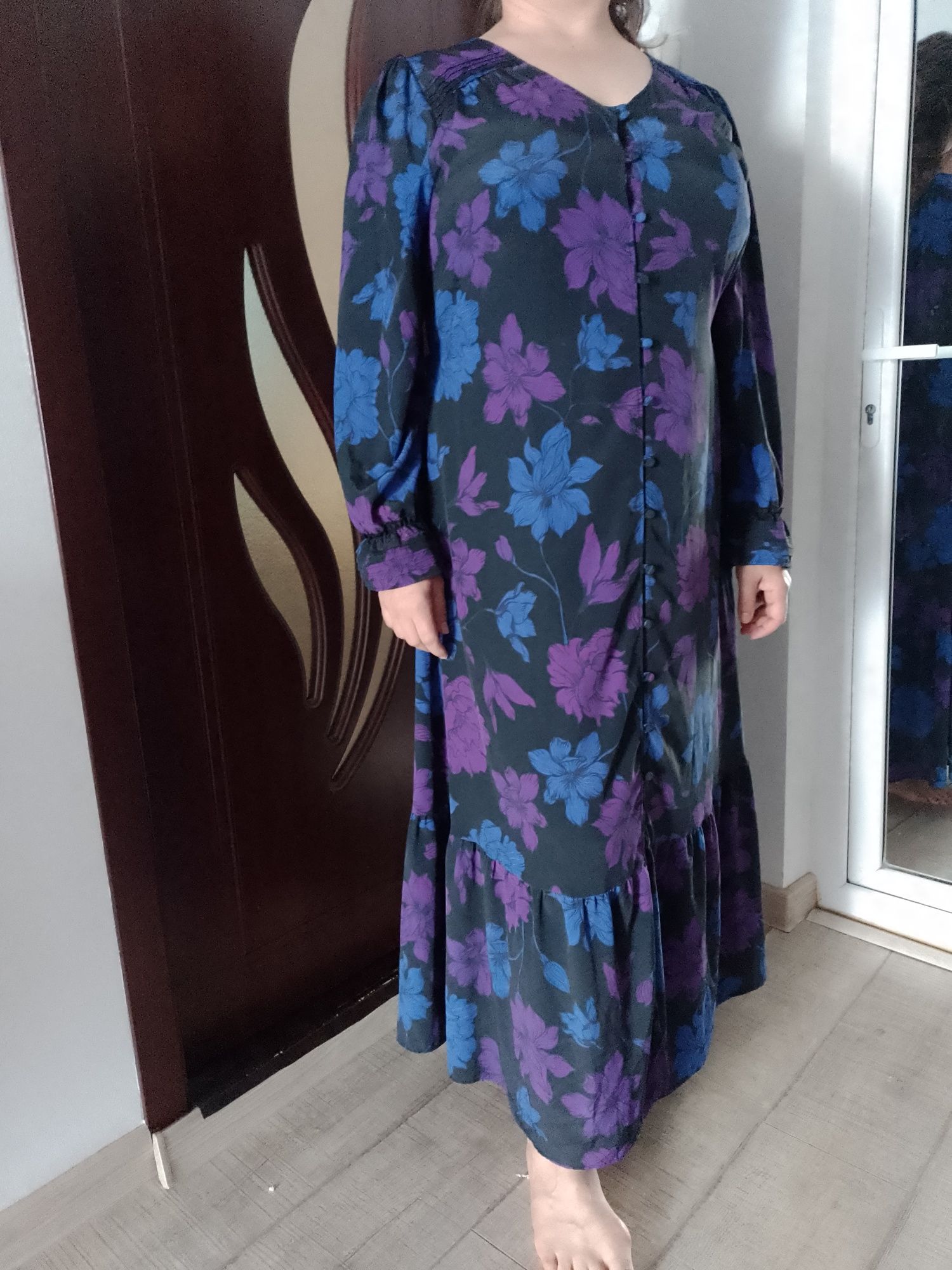 Rochie vâscoză mas. 46, 2XL
