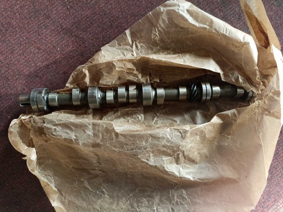 Продам распредвал газель уаз