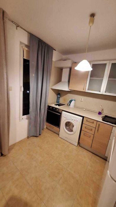 Дава се под наем Тристаен апартамент в Бургас, Братя Миладинови - 85 кв.м за 433.5 € - Снимка #2