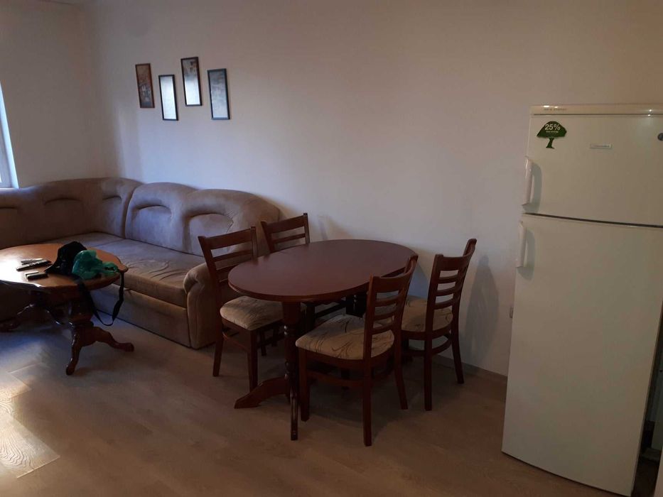 Дава се под наем Двустаен апартамент в Бургас, Меден рудник - зона А - 62 кв.м за 89.25 € - Снимка #1