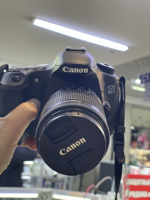 Фотоаппарат Canon 60D