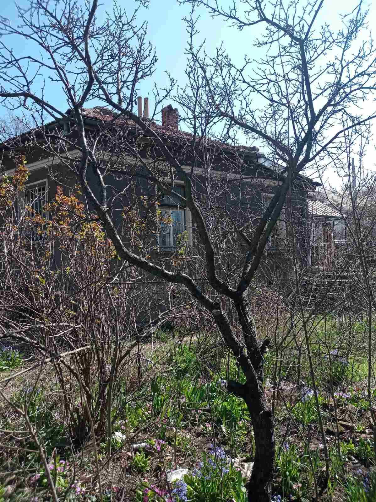 Къща в Бухово , обл.Софийска