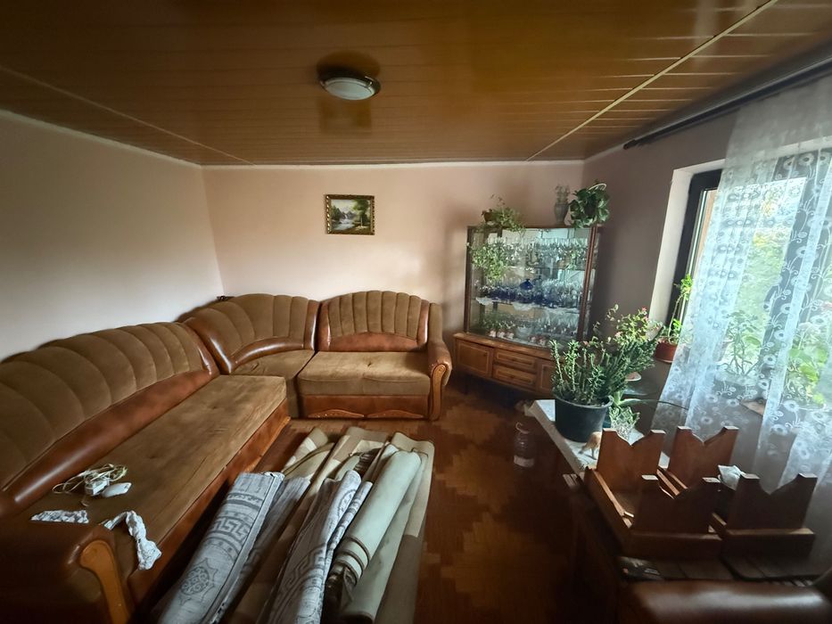 Coltar pentru living