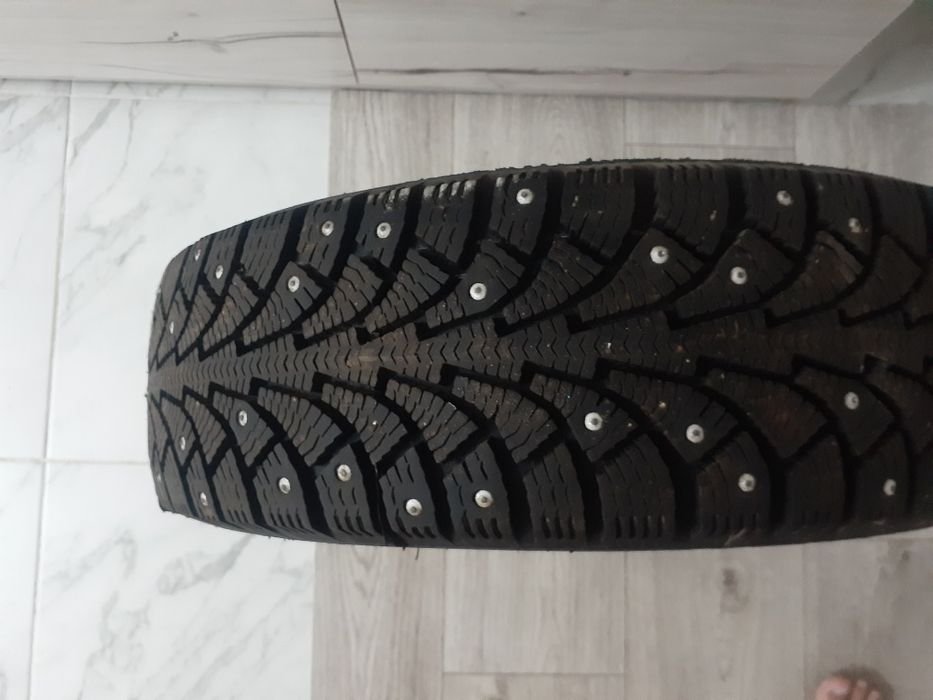 Продам зимнюю резину