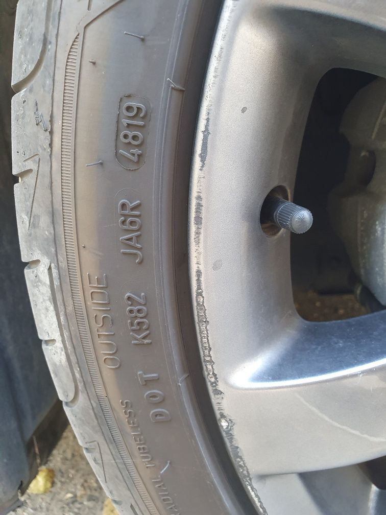 2бр летни гуми GoodYear 225/45/R19 DOT 4819 грайфер 7мм, RunFlat